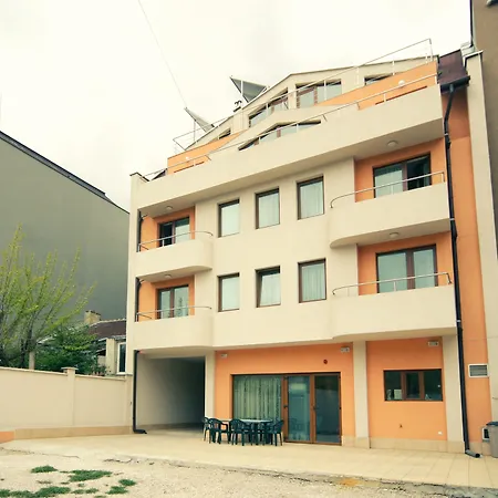 Dionis Varna